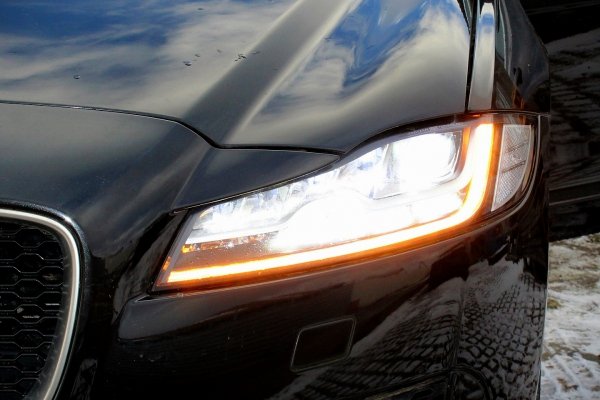 _Drzwi tył prawe Jaguar XF X260 2016 Sedan