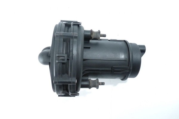 _Pompa powietrza Audi A3 8L 2001 1.8T