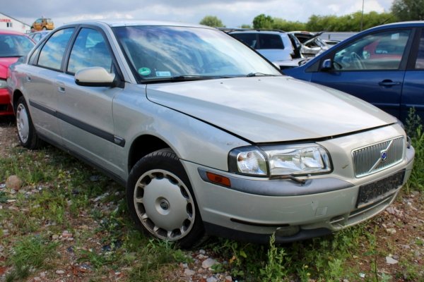 Volvo S80 2000 2.9i B6294S Sedan [B]