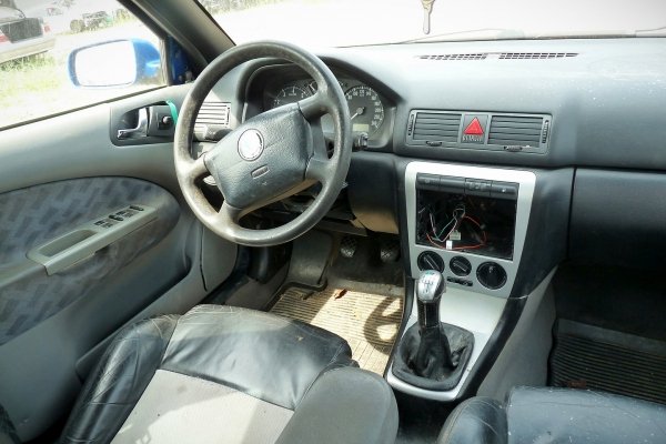 Podnośnik szyby przód lewy Skoda Octavia I 1U 1999 Liftback