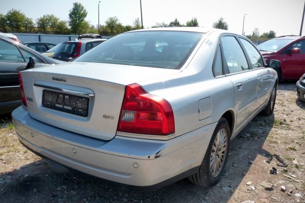 Klapa bagażnika tył Volvo S80 I LIFT 2003-2006 Sedan (kod lakieru: 426-26)