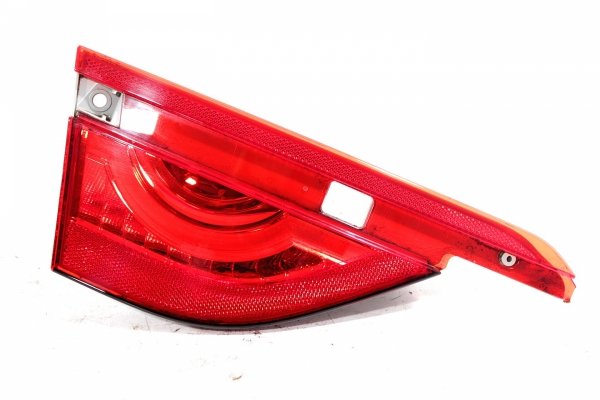 Lampa w klapę tył lewa Jaguar XF X260 2016 (2015-2023) Sedan