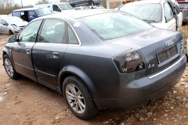 Drzwi przód lewe Audi A4 B6 Sedan (kod lakieru:LX72)