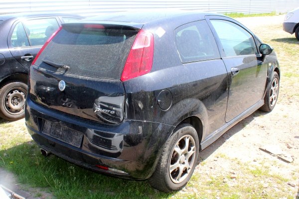 Fiat Grande Punto 2007 1.4i 16V 199A6000 Hatchback 3-drzwi