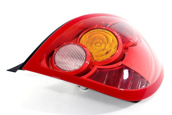 _Lampa tył prawa Nissan Almera N16 2003-2006 Hatchback