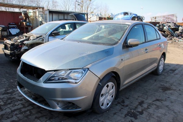 Drzwi przód prawe Seat Toledo IV 2015 Sedan 