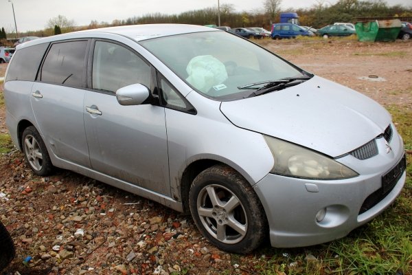 _Klapa bagażnika tył Mitsubishi Grandis 2005 Van