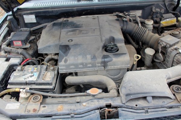 Lewarek zmiany biegów Mitsubishi Pajero Pinin 2001 2.0GDI 4G94 Terenowy 5-drzwi