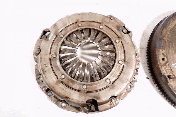 Koło zamachowe  sprzęgło tarcza docisk Opel Vivaro A X83 Lift 2009 2.0CDTI M9R782 Bus