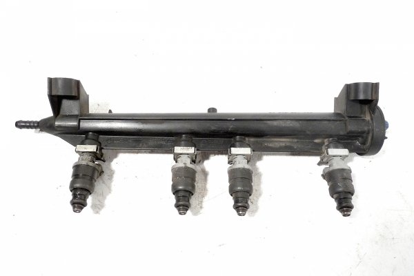 _Listwa wtryskowa VW Jetta V 1K 2006 1.6i BSE Sedan