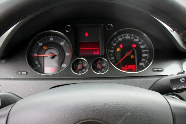 Drzwi tył prawe VW Passat B6 2005 2.0TDI BKP Kombi