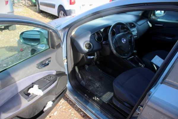 Fiat Bravo II 2008 1.6JTD 198A3000 Hatchback 5-drzwi [B]