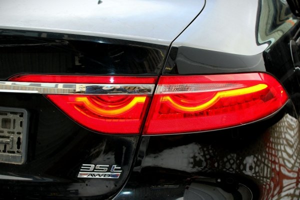 Lampa tył prawa Jaguar XF X260 2016 Sedan