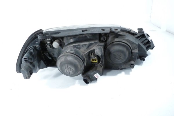 _Reflektor lewy Toyota Avensis T22 2000-2003