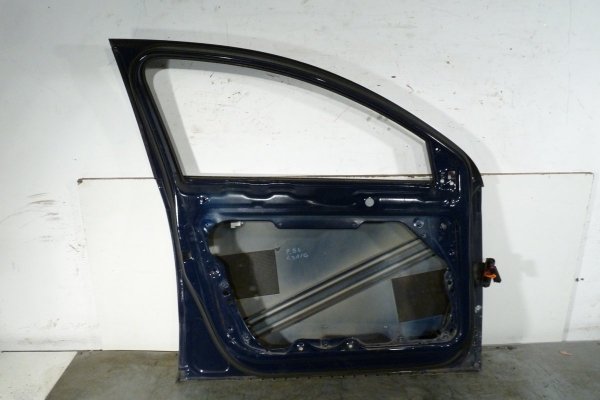 _Drzwi przód lewe VW Passat B6 2009 2.0TDI CBAB Kombi (Kod lakieru: LA5E)