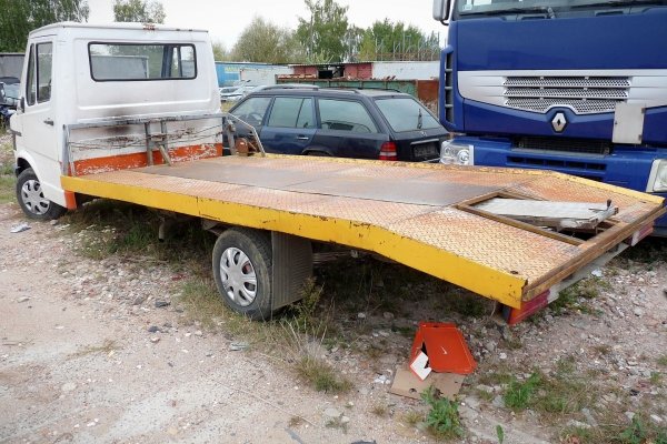 Mercedes 307D 1985 2.4D [A]