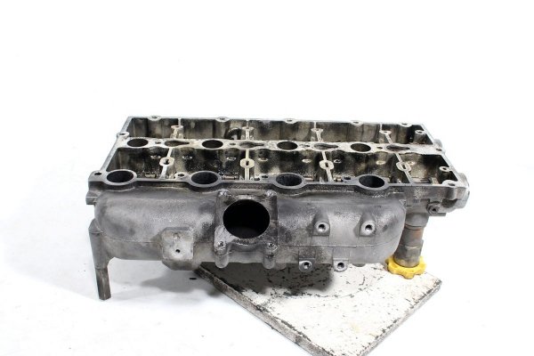 Wałki rozrządu pokrywa Chrysler Voyager GY 2000-2007 2.8CRD ENR