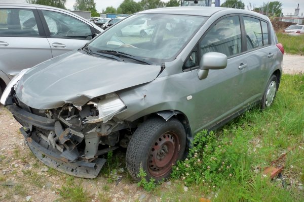Podnośnik szyby przód prawy Nissan Tiida C11 2008 Hatchback 5-drzwi