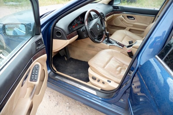 Klamka drzwi przód lewa zewnętrzna BMW 5 E39 2002 Kombi (Kod lakieru: TOPASBLAU METALLIC (364))