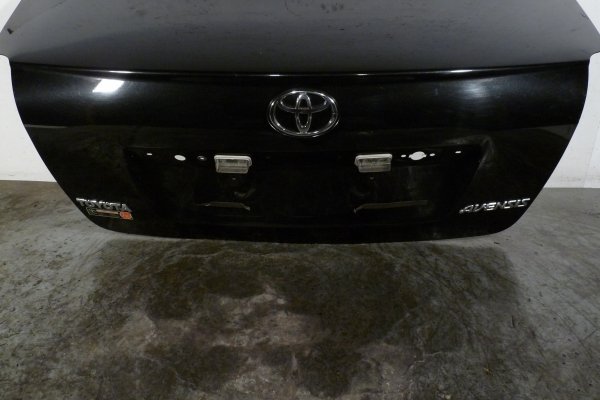 Klapa Bagażnika Tył Toyota Avensis T25 2007 1.8VVTI Sedan