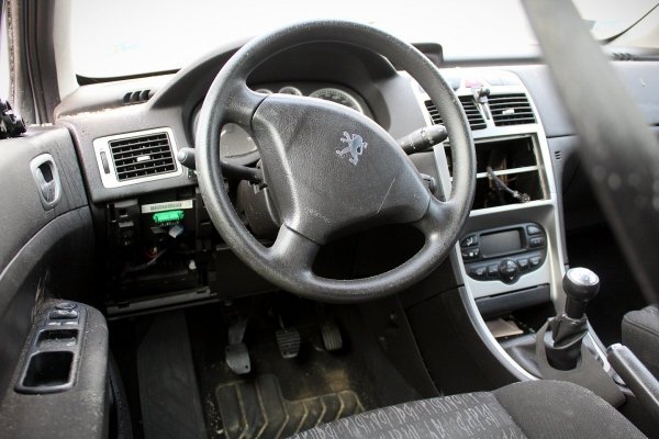 Peugeot 307 2003 1.6i NFU Hatchback 5-drzwi [B]