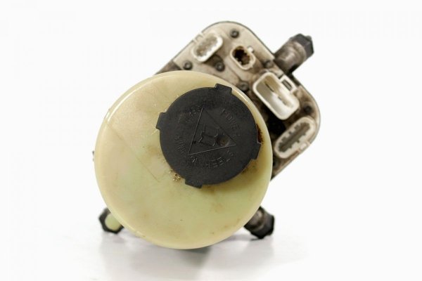 Pompa wspomagania X-275613 (czujnik kąta skrętu w maglownicy, bez czujnika poziomu płynu)