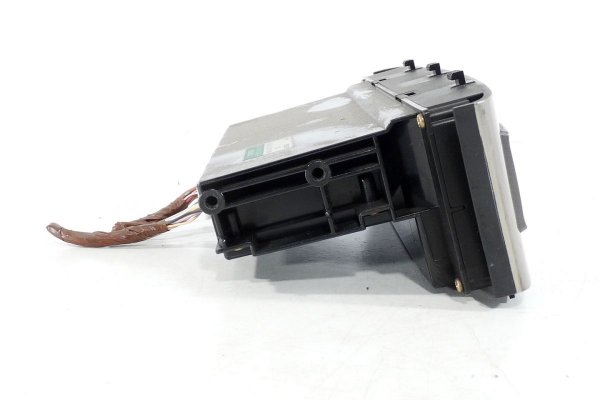 _Panel sterowania nawiewem Toyota Avensis T25 2004 Liftback