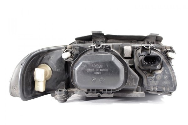 Reflektor lewy Audi A4 B5 LIFT  1999-2001