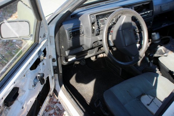 Klapa Bagażnika Tył VW Golf II 1G 1991 1.6D Hatchback 5-drzwi (goła klapa bez osprzętu)