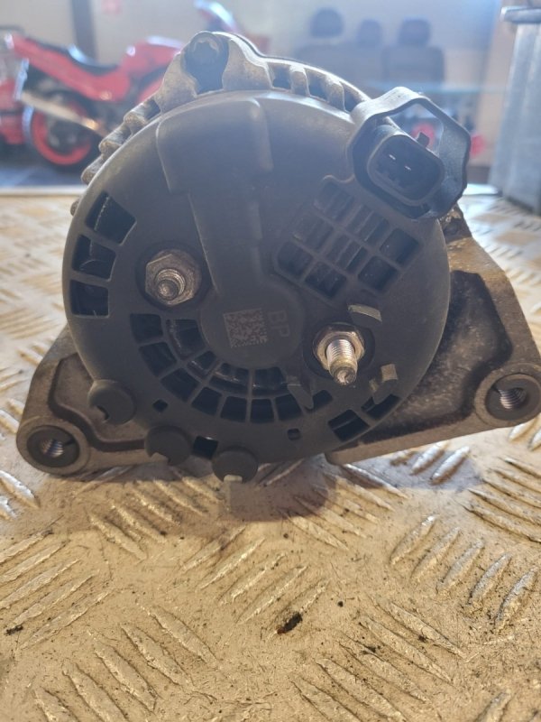 Alternator X-285020 (100 A)