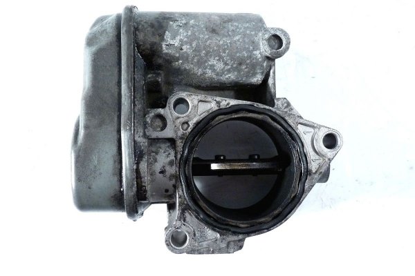 Przepustnica VW Passat B6 2006 2.0TDI 
