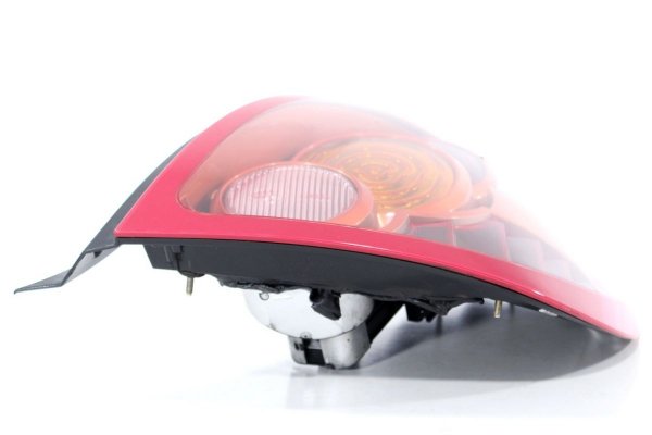 Lampa tył prawa Nissan Almera N16 Lift 2003-2007 3D 5D