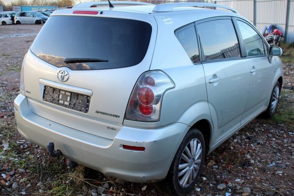 Drzwi przód lewe Toyota Corolla Verso 2007 (2004-2007) Minivan (kod lakieru: 1C0) 
