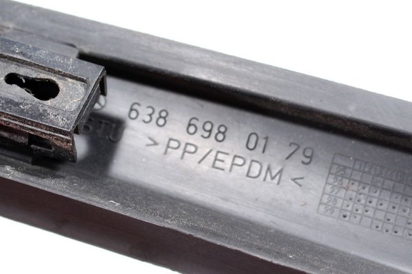 _Listwa szyby czołowej prawa Mercedes Vito W638 1995-2003