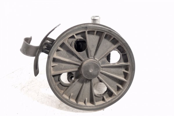 Pompa wspomagania Volvo V70 2003 2.4 D5 D5244T Kombi