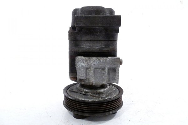Sprężarka pompa klimatyzacji Mazda 6 GG GY 2002-2007 1.8 2.0 2.3