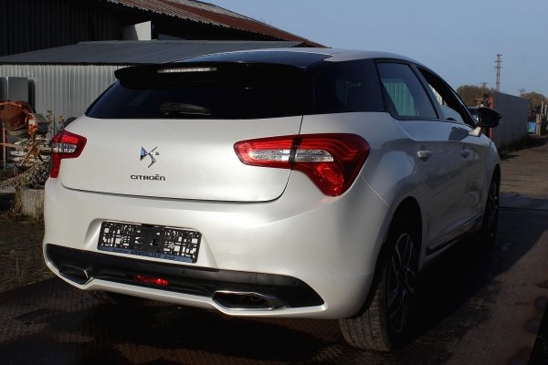 Amortyzator przód prawy Citroen DS5 2014 (2011-2015) 2.0HDI RHH Hatchback 5-drzwi 