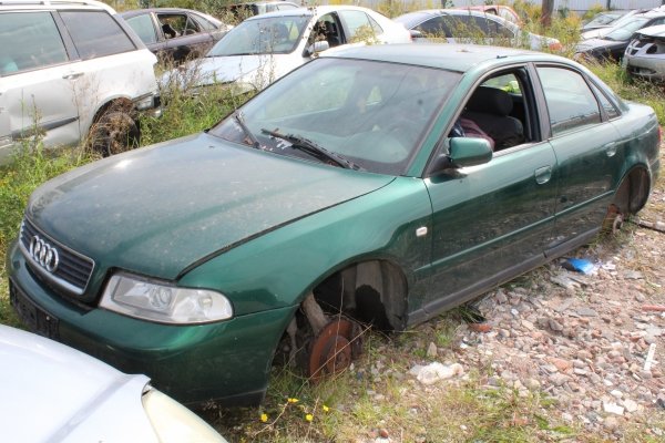 Audi A4 B5 1999 1.6i ANA Sedan