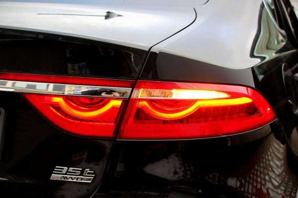 _Szyberdach panorama Jaguar XF X260 2016 Sedan