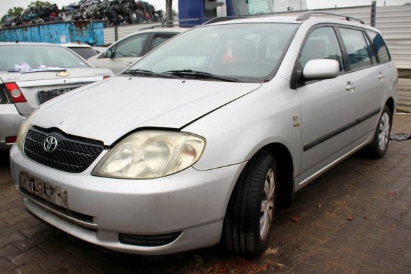 Lampa tył prawa Toyota Corolla E12 2003 1.6VVTI 3ZZ Kombi [B]