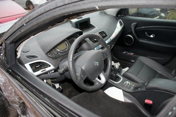 Roleta bagażnika Renault Megane III 2009 (2008-2012) Kombi 