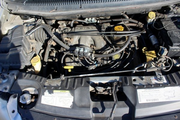 Silnik Dodge Caravan 2003 3.3i EGA