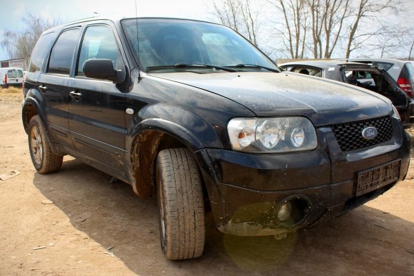 Półoś przód lewa Ford Maverick 2006 2.3i Terenowy