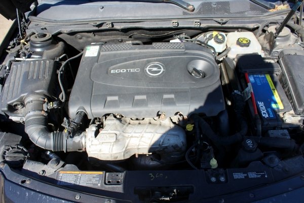 Drzwi przód prawe Opel Insignia A 2010  Liftback (kod lakieru: Z22C)