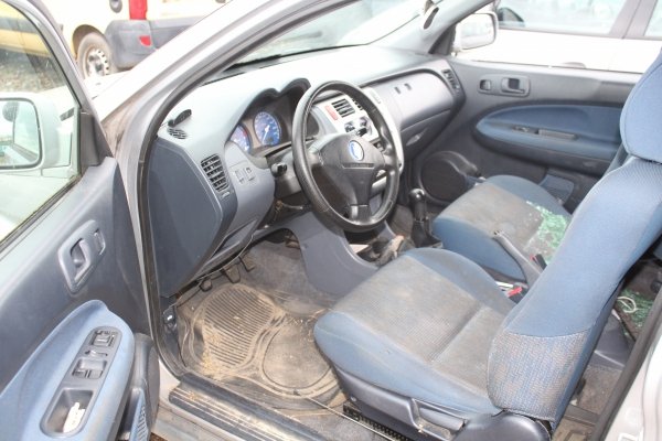 Podnośnik szyby przód lewy Honda HRV 2001 Crossover 3-drzwi 