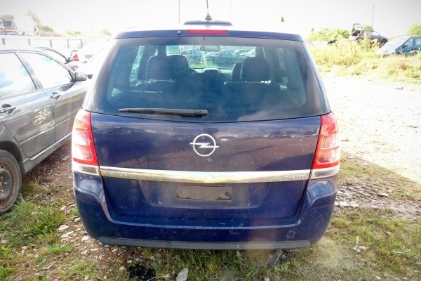 Podsufitka Opel Zafira B 2006 Minivan