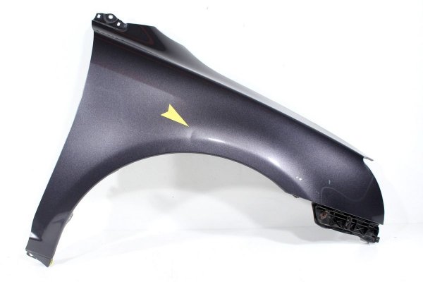 _Błotnik przód prawy Toyota Avensis T25 Lift 2006-2008