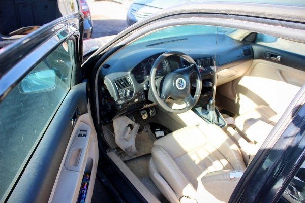VW Golf IV 1J 2001 1.9TDI ARL Hatchback 3-drzwi 