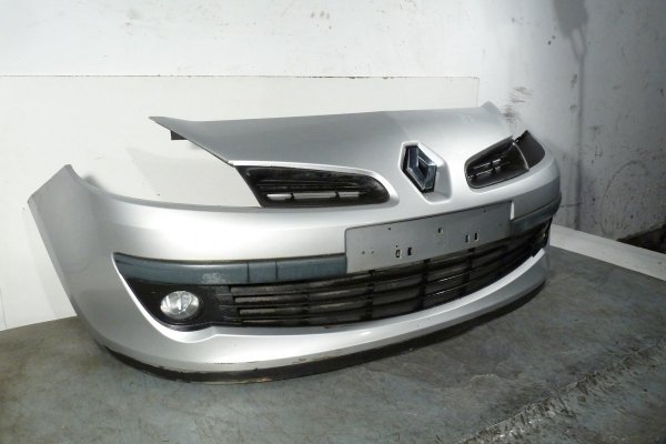 Zderzak przód komplet Renault Clio III 2005 Hatchback 5-drzwi 