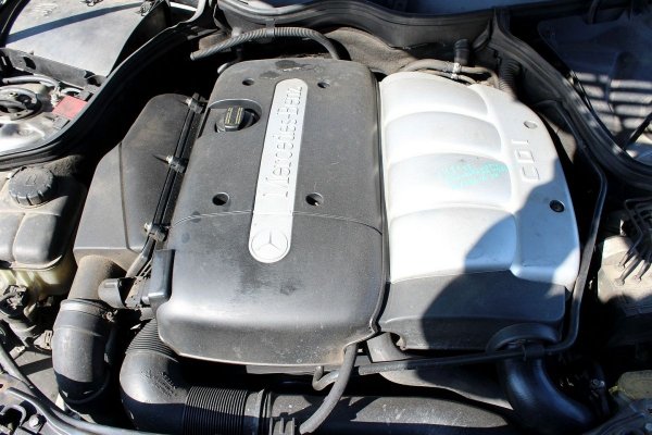 Silnik Mercedes C-klasa W203 2001 2.2CDI 611962
